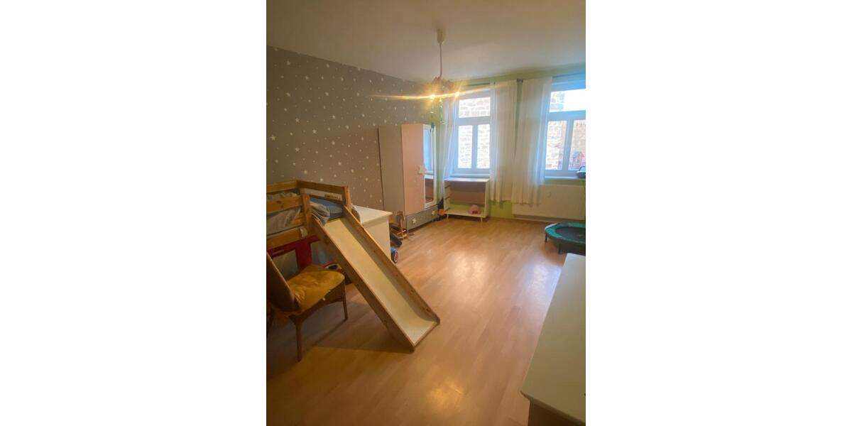 Etagenwohnung Kahla - 4.5 Zimmer, 110 m&sup2;, 600&euro; | Angebot:25496285