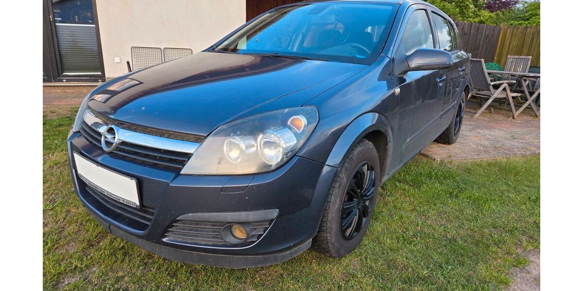 Opel Astra 211.854 km 1.210 &euro; Züssow 17495
