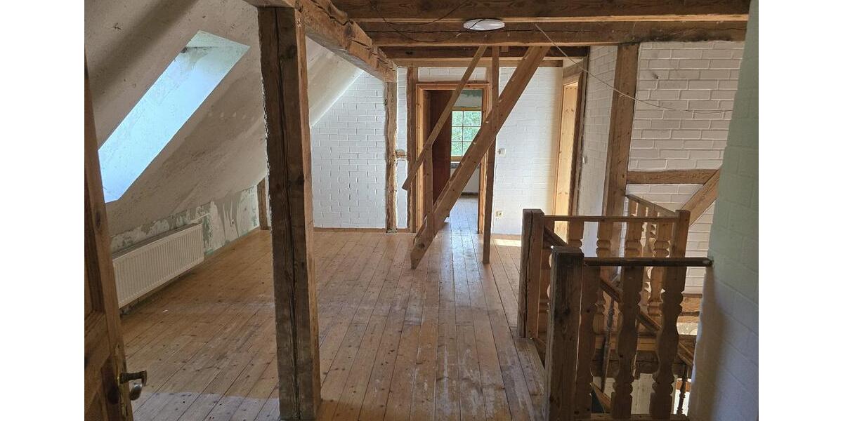 Einfamilienhaus Friedland - 7 Zimmer, 189 m&sup2;, 170.000&euro; | Angebot:26960560
