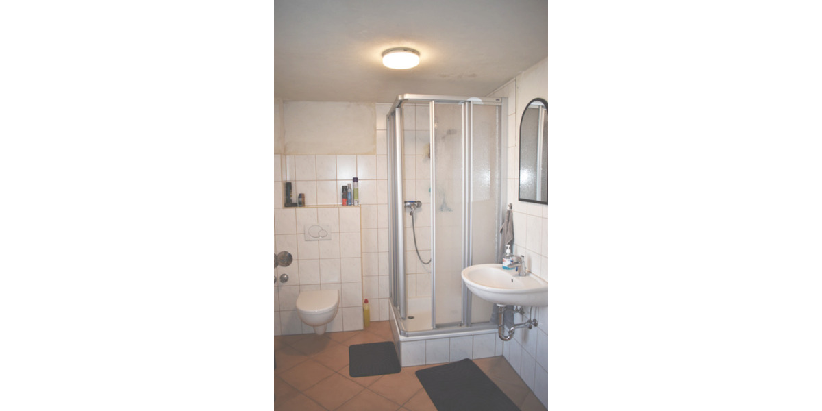 Etagenwohnung Calden - 2 Zimmer, 65 m&sup2;, 60&euro; | Angebot:16042794