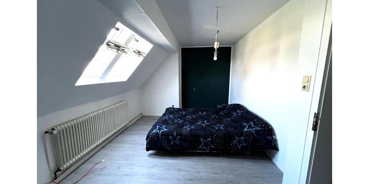 Dachgeschoßwohnung Cloppenburg - 2 Zimmer, 55 m&sup2;, 450&euro; | Angebot:26675224