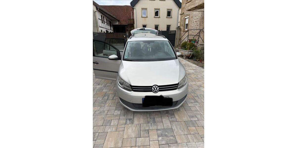 VW Touran 206.000 km 3.999 &euro; Werneck 97440