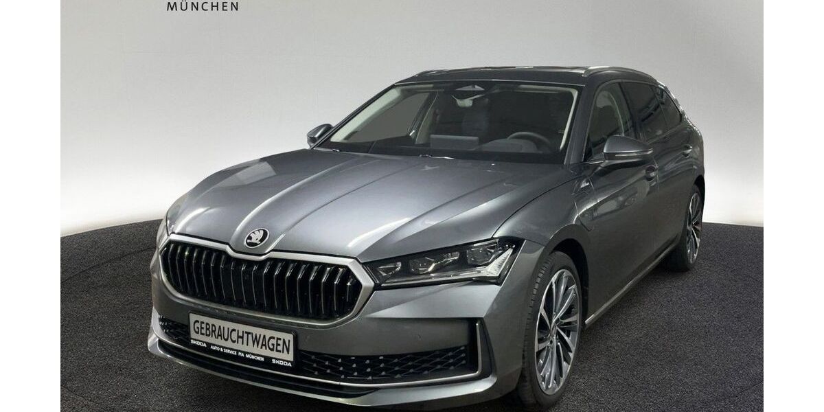 Skoda Superb 12.300 km 45.960 € München 80687