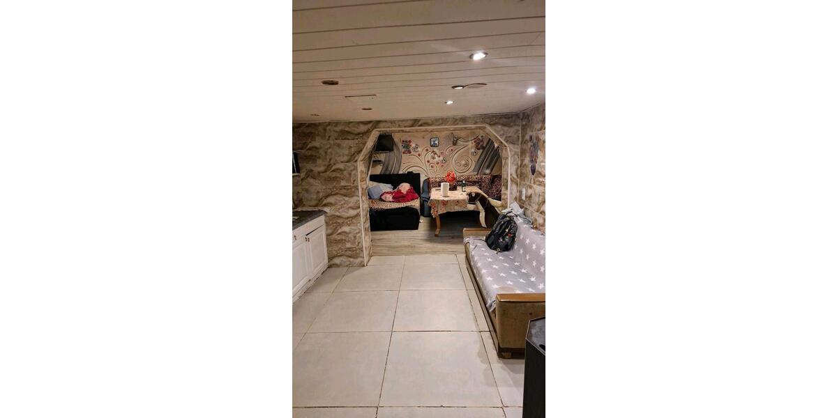 Etagenwohnung Bad Driburg - 7 Zimmer, 209 m&sup2;, 55.000&euro; | Angebot:26518150