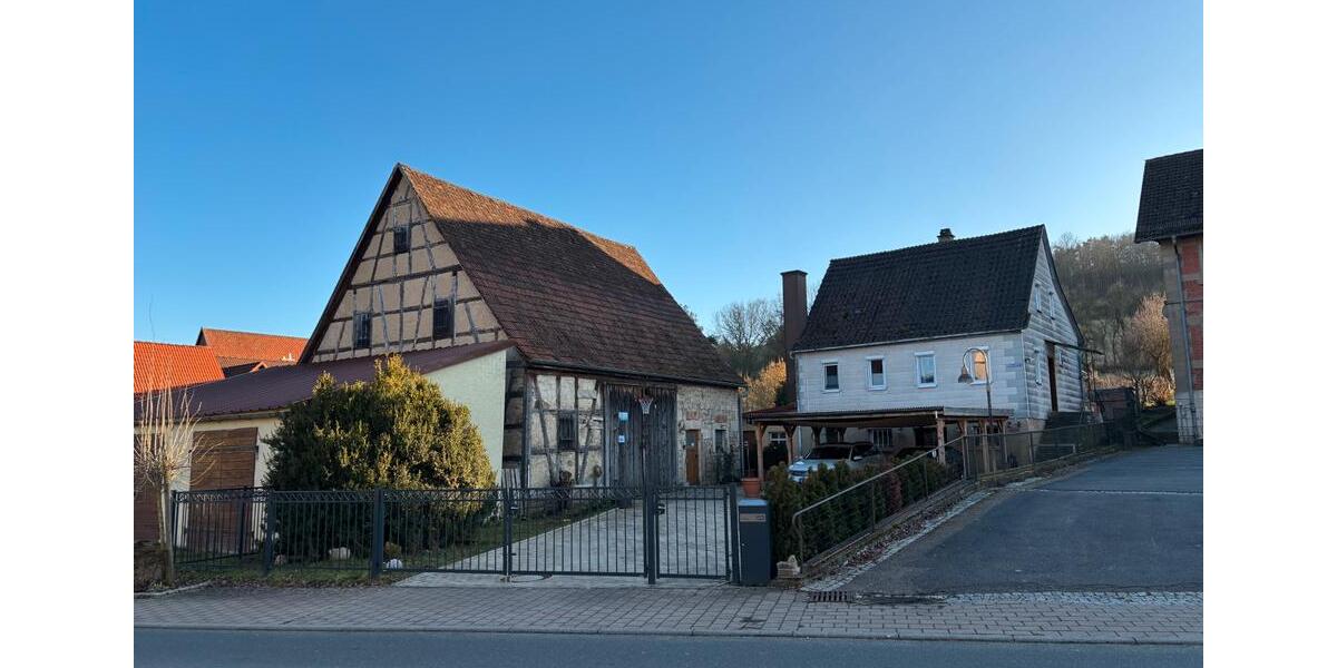 Kleines Bauernaus mit Scheune und Großen Garten 5 zimmer