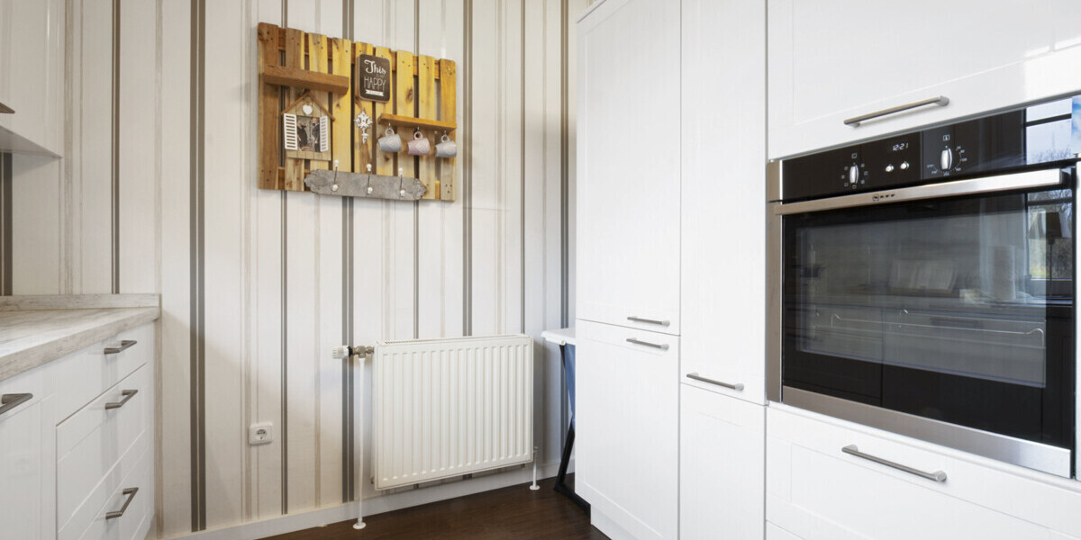 Delmenhorst-Annenheide Gepflegter Walmdachbungalow mit schönem Garten in zweiter Reihe - Bungalow Delmenhorst / Annenheide Annenheide | Angebot:26355215