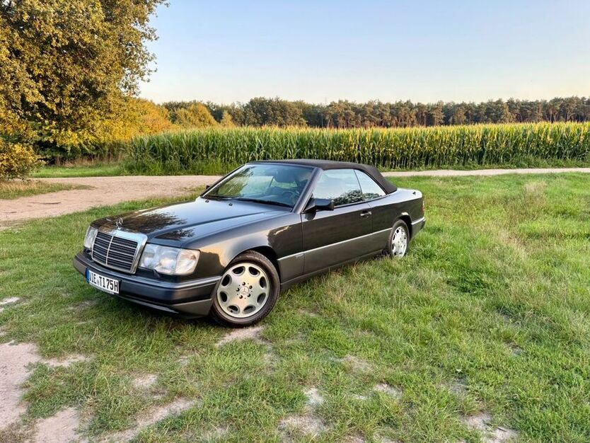 CE 300