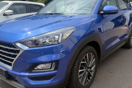 Hyundai TUCSON 62.000 km 17.990 &euro; Lebach 66822