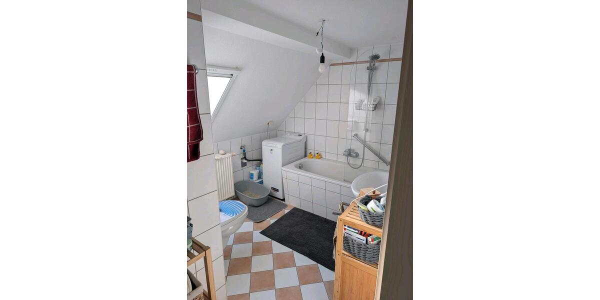 Dachgeschoßwohnung Jena - 2 Zimmer, 67 m&sup2;, 599&euro; | Angebot:25369394