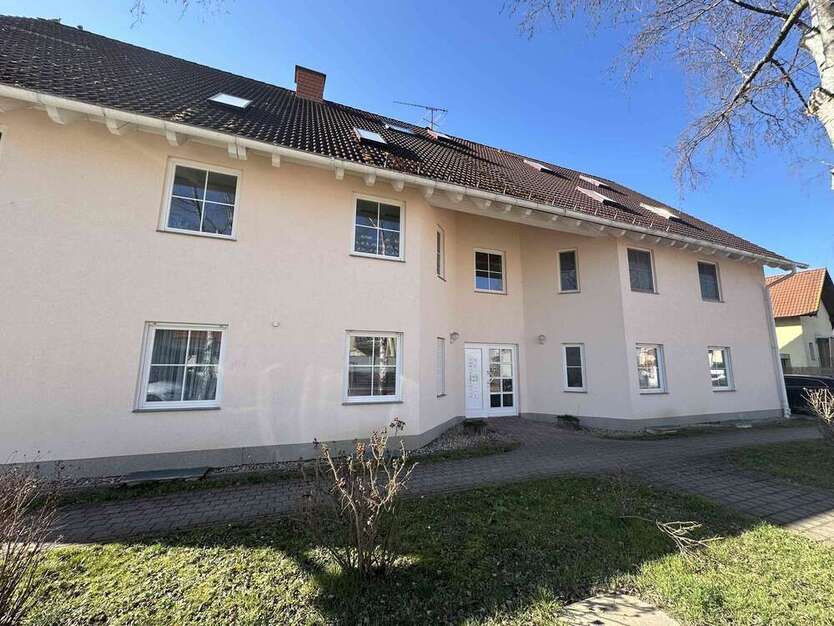 Wohnung zum Kaufen in Salzatal 109.000 € 67 m²