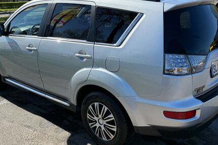Mitsubishi Outlander 200.000 km 5.750 &euro; Oeversee 24988