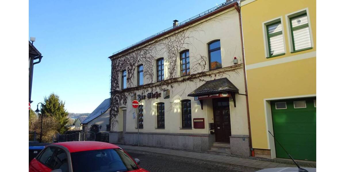 Reihenendhaus Treuen - 8 Zimmer, 267 m&sup2;, 329.000&euro; | Angebot:25693220