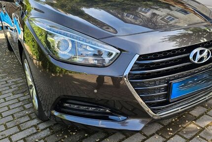 Hyundai i40 159.000 km 8.590 &euro; Dillingen 66763