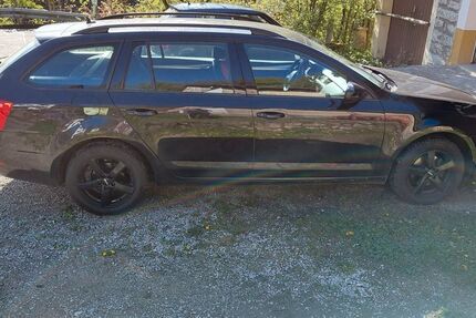 Skoda Octavia 77.000 km 18.000 &euro; Igensdorf 91338