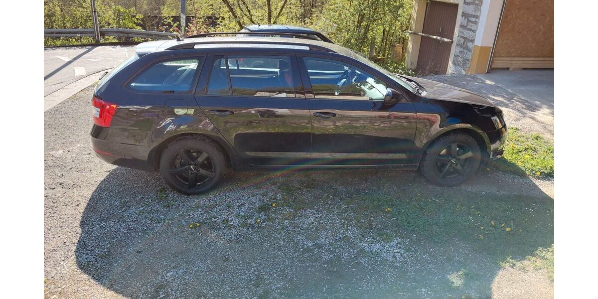 Skoda Octavia 77.000 km 18.000 &euro; Igensdorf 91338