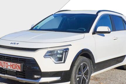 Kia Niro 3.000 km 30.890 &euro; Kiel 24146