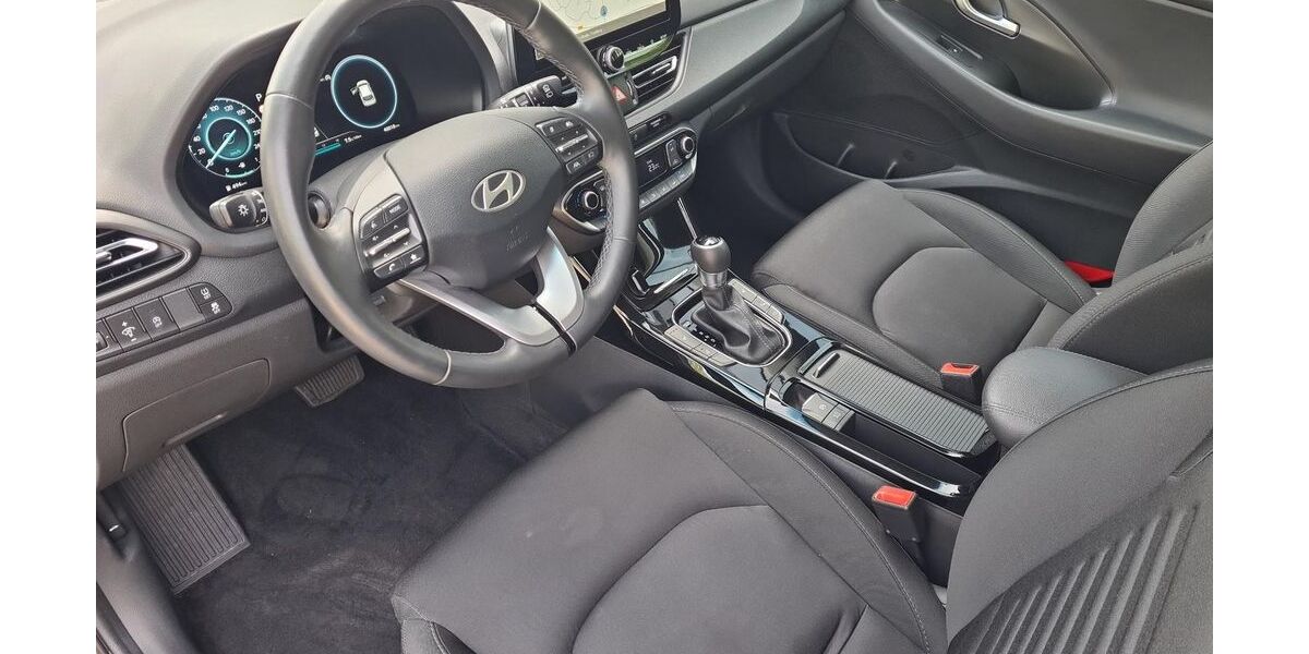 Hyundai i30 30.972 km 17.490 &euro; Trostberg 83308