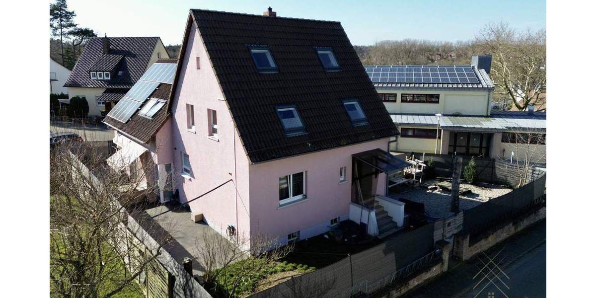 Modernes Zweifamilienhaus in ruhiger Lage von Kaiserslautern 6 zimmer