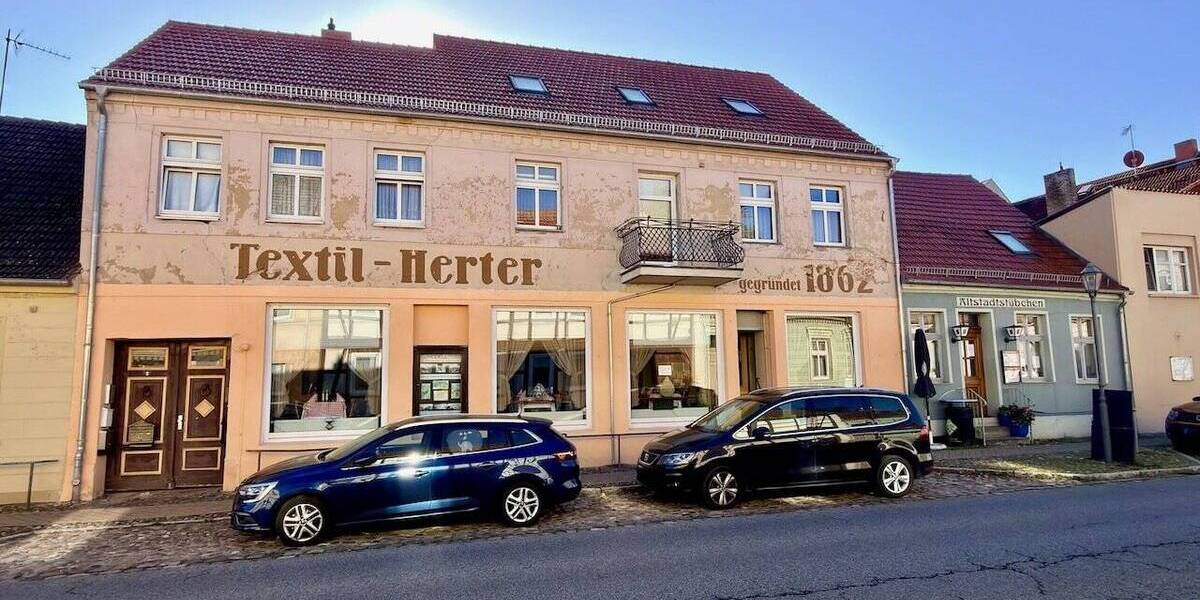 Mehrfamilienhaus mit Gewerbeeinheit voll vermietet 1 zimmer