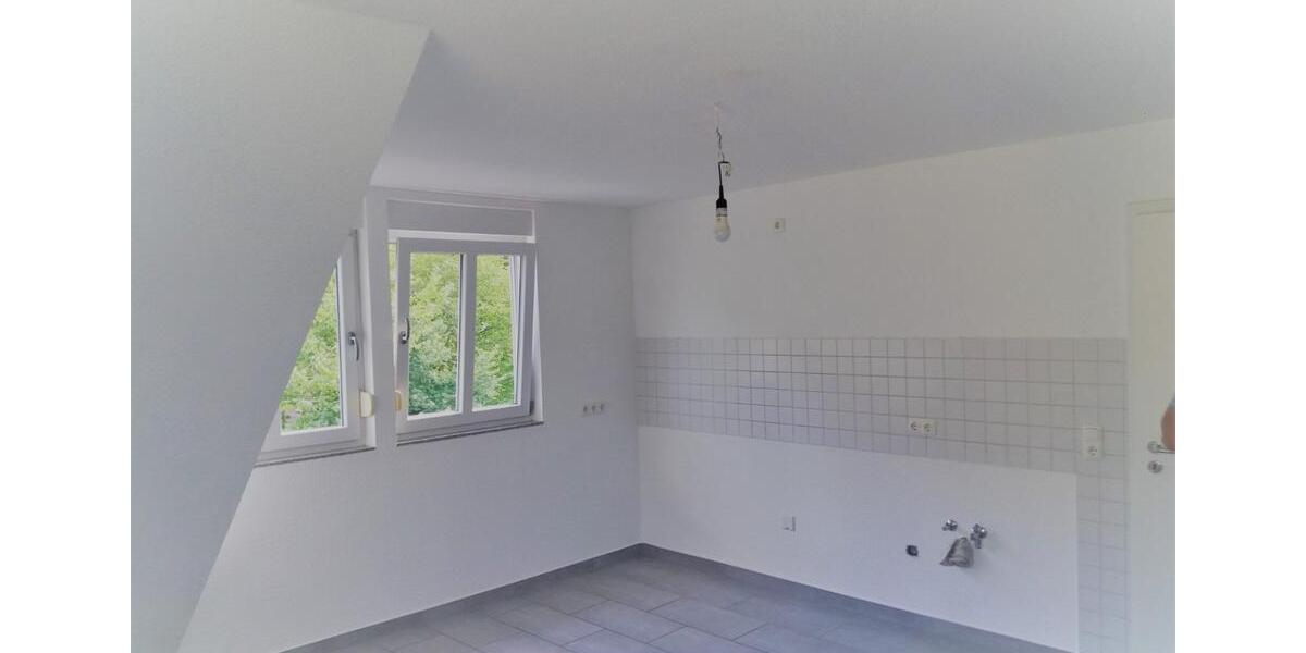 Dachgeschoßwohnung Siegen Kaan-Marienborn - 3 Zimmer, 88 m&sup2;, 940&euro; | Angebot:25343055