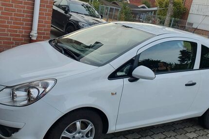 Opel Corsa 171.000 km 1.950 &euro; Welver 59514