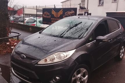 Ford Fiesta 76.000 km 4.499 &euro; Wiesbaden 65203