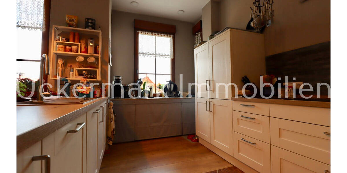 Mehrfamilienhaus, Wohnhaus Lychen - 7 Zimmer, 194 m&sup2;, 298.000&euro; | Angebot:25778922