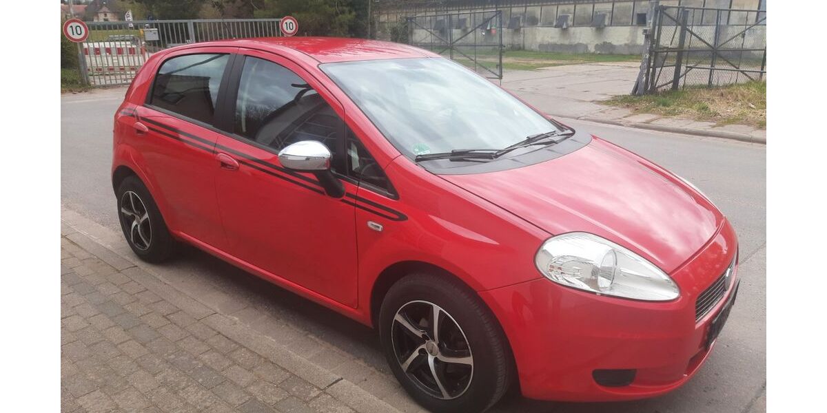 Fiat Grande Punto 185.750 km 2.390 &euro; Jerichow 39319