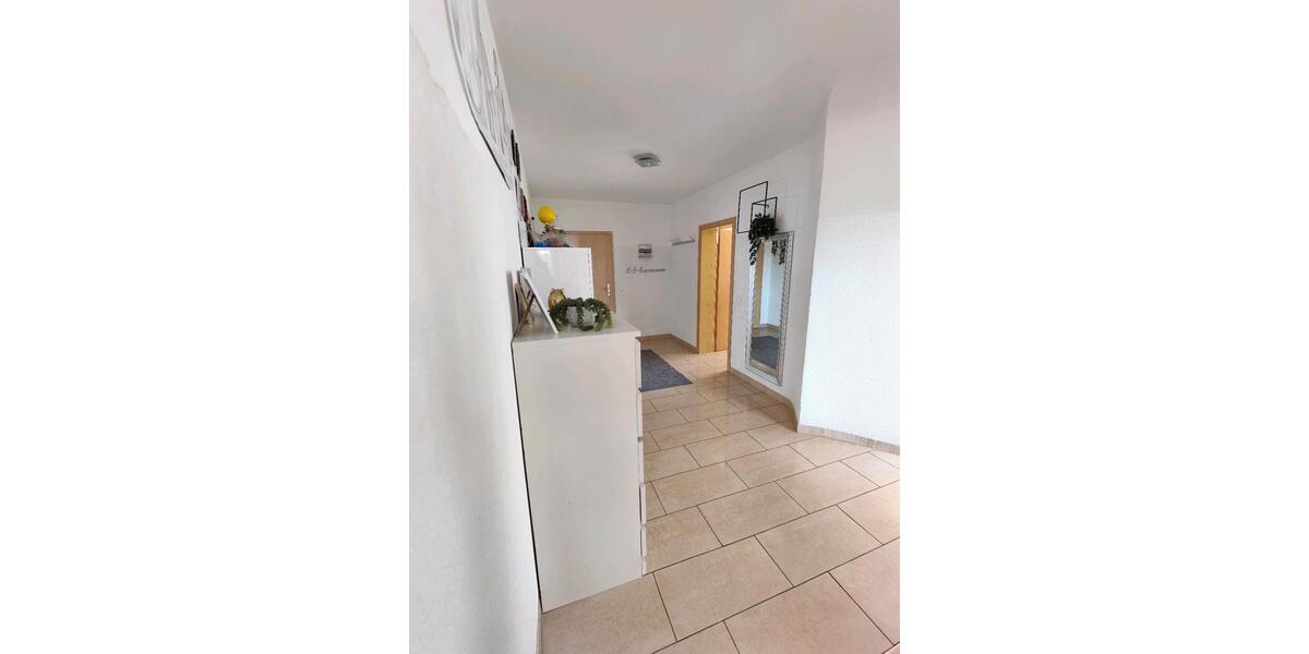 Mehrfamilienhaus, Wohnhaus Singen (Hohentwiel) - 11.5 Zimmer, 355 m&sup2;, 849.000&euro; | Angebot:27121585