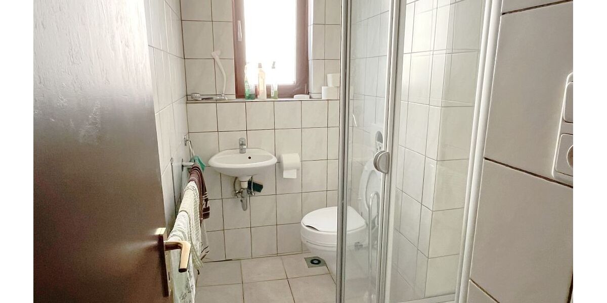 **RESERVIERT** Ein- bis Zweifamilienhaus mit viel Platz in Darmstadt-WaldkolonieWeststadt - Einfamilienhaus Darmstadt Darmstadt/Viertel | Angebot:27196846
