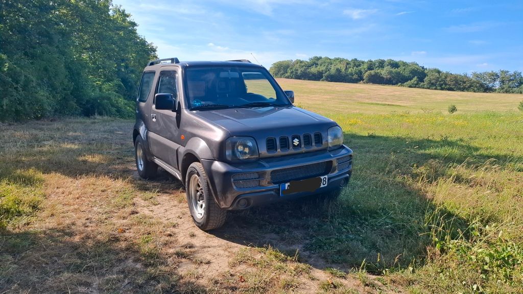 Suzuki Jimny 127.000 km 9.599 &euro; Waldorf 53498