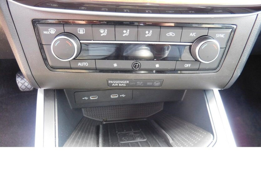 Seat Arona 1.0 FR-Line TSI BMT Navi Klima Alu 16.000 km 17.990 € Vordorf 38533