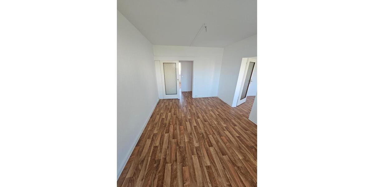 Etagenwohnung Altenburg - 2 Zimmer, 50 m&sup2;, 300&euro; | Angebot:26380937
