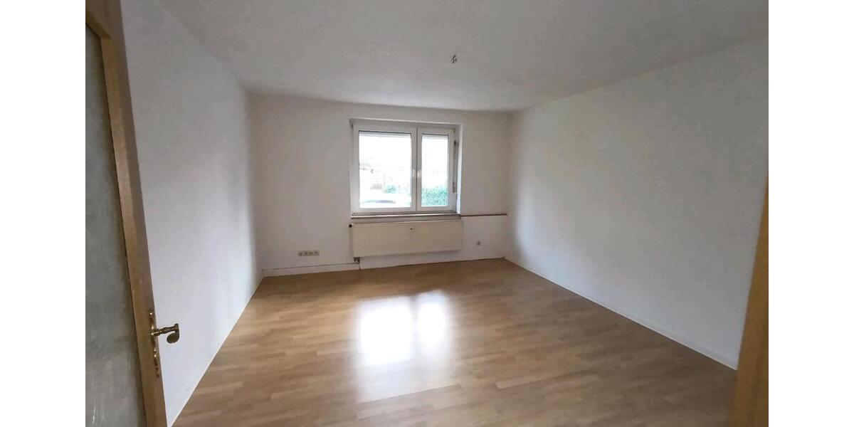 Hochparterre Neustadt an der Orla - 3 Zimmer, 60 m&sup2;, 54.000&euro; | Angebot:23581972