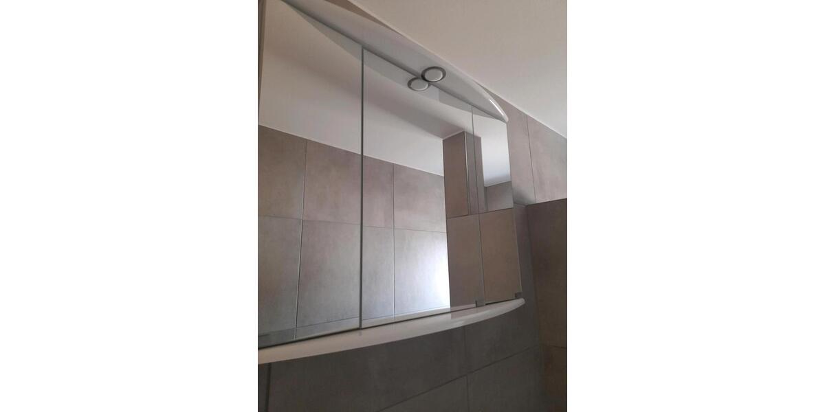 Etagenwohnung Laichingen - 3 Zimmer, 85 m&sup2;, 1.290&euro; | Angebot:26322353