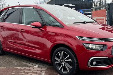 Citroen C4 Picasso 118.466 km 10.990 &euro; BERLIN 13127