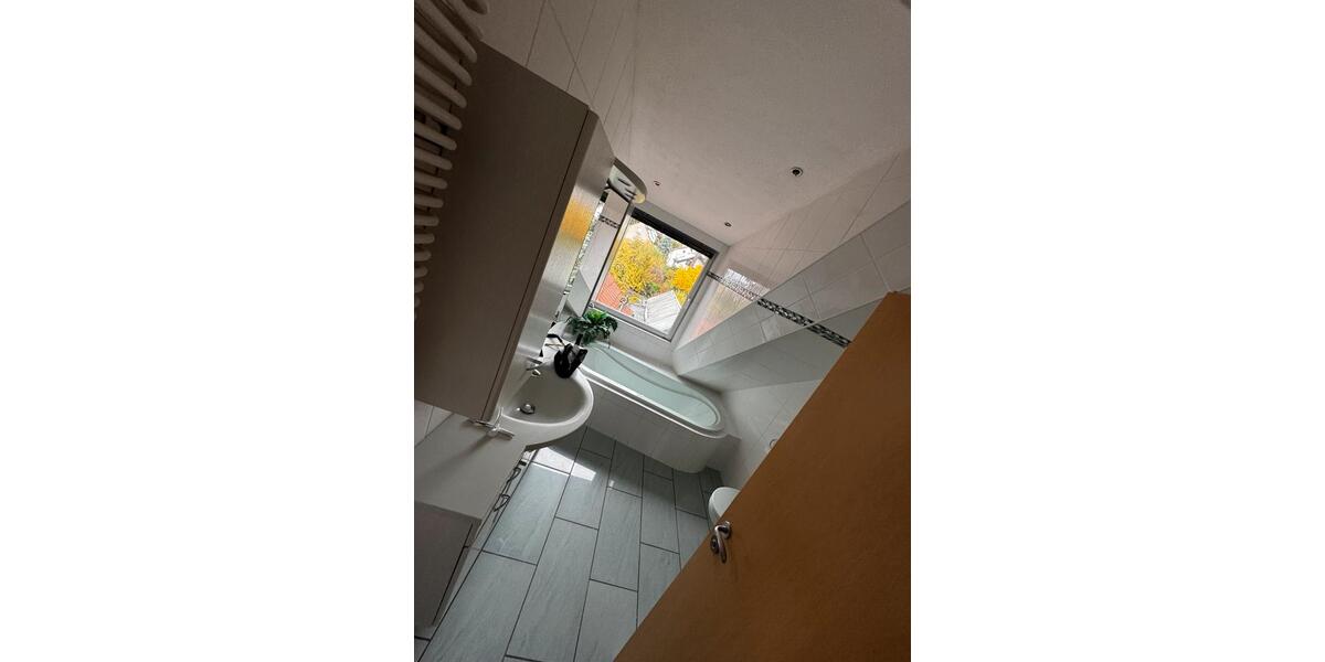 Einfamilienhaus Kassel Philippinenhof-Warteberg - 4 Zimmer, 127 m&sup2;, 1.600&euro; | Angebot:24731760