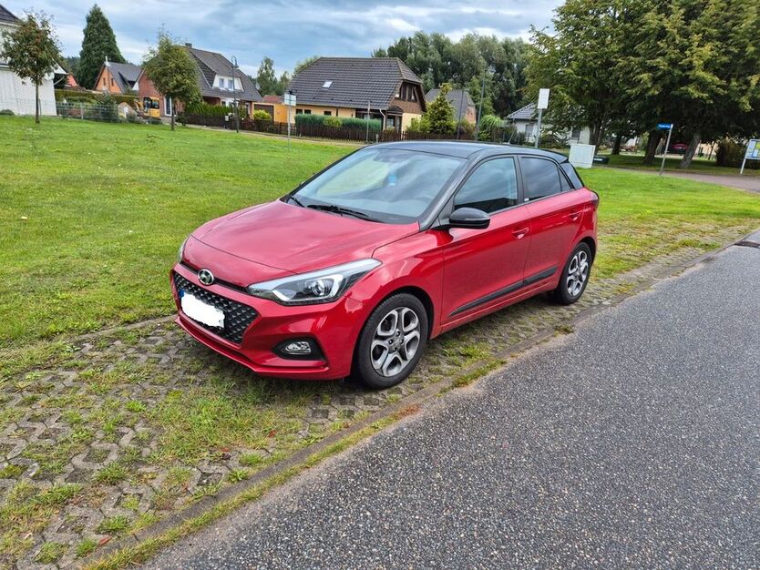 Hyundai i20 67.000 km 10.600 € Trassenheide 17449