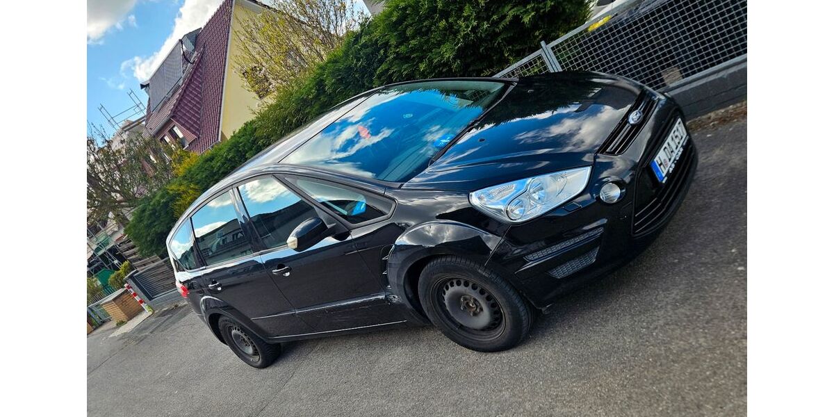 Ford S-Max 252.000 km 3.299 &euro; Laatzen 30880