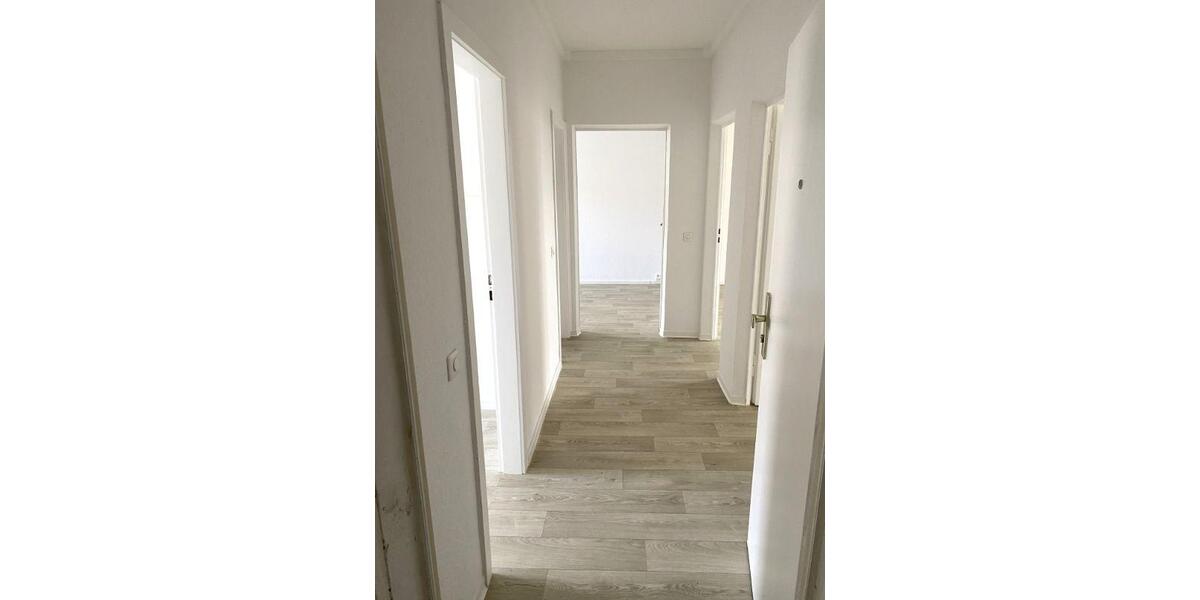 Etagenwohnung Aschersleben - 3 Zimmer, 62 m&sup2;, 312&euro; | Angebot:26344563