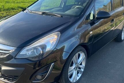 Opel Corsa 303.000 km 2.200 &euro; Hosenfeld 36154