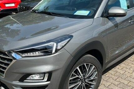 Hyundai TUCSON 52.600 km 19.300 &euro; Villingen-Schwenningen 78048
