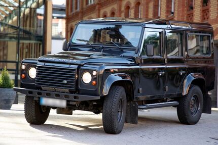 Land Rover Defender 130.702 km 42.000 &euro; Wiesbaden 65183