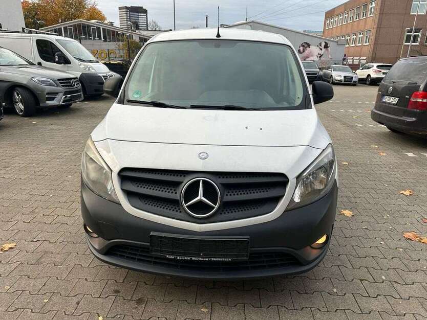 Mercedes-Benz Citan 205.000 km 4.800 € Essen 45139