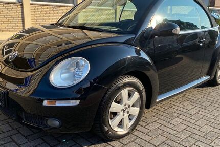 VW Beetle 119.575 km 3.990 &euro; Oberhausen 46045