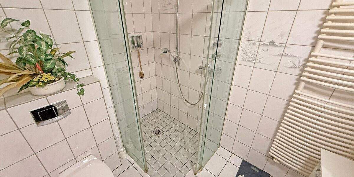 Etagenwohnung Dinslaken Innenstadt - 3 Zimmer, 75 m&sup2;, 209.000&euro; | Angebot:24504279