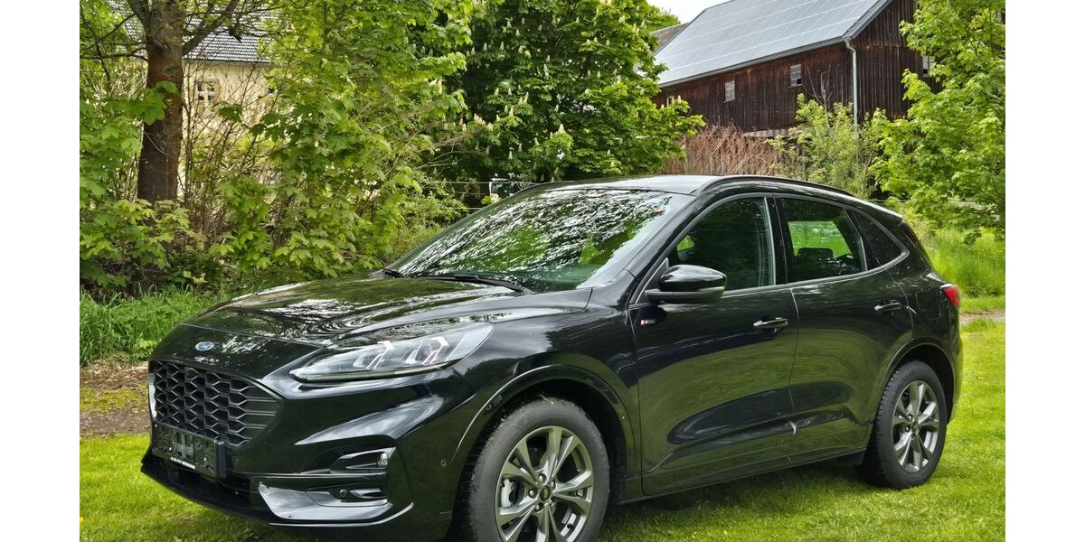 Ford Kuga 23.364 km 23.489 &euro; Röslau 95195