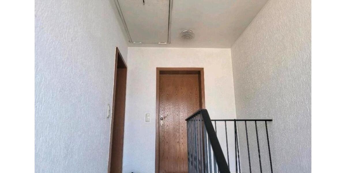 Etagenwohnung Euskirchen - 1 Zimmer, 32 m&sup2;, 450&euro; | Angebot:25590287