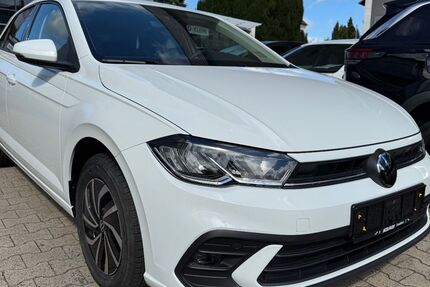 VW Polo 7.865 km 21.850 &euro; Frankfurt am Main 65936
