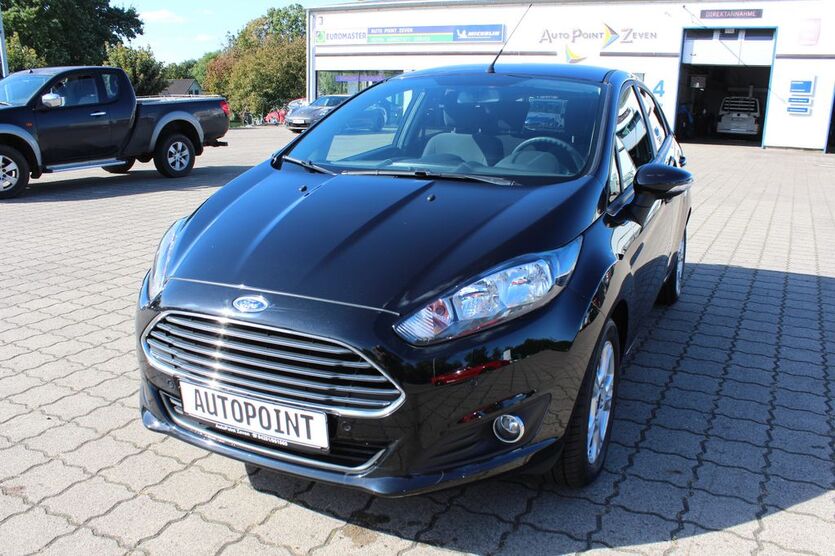 Ford Fiesta 40.400 km 8.890 € Zeven 27404